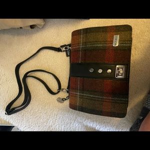 Brand new Mucros Weavers bag from Ireland with tags